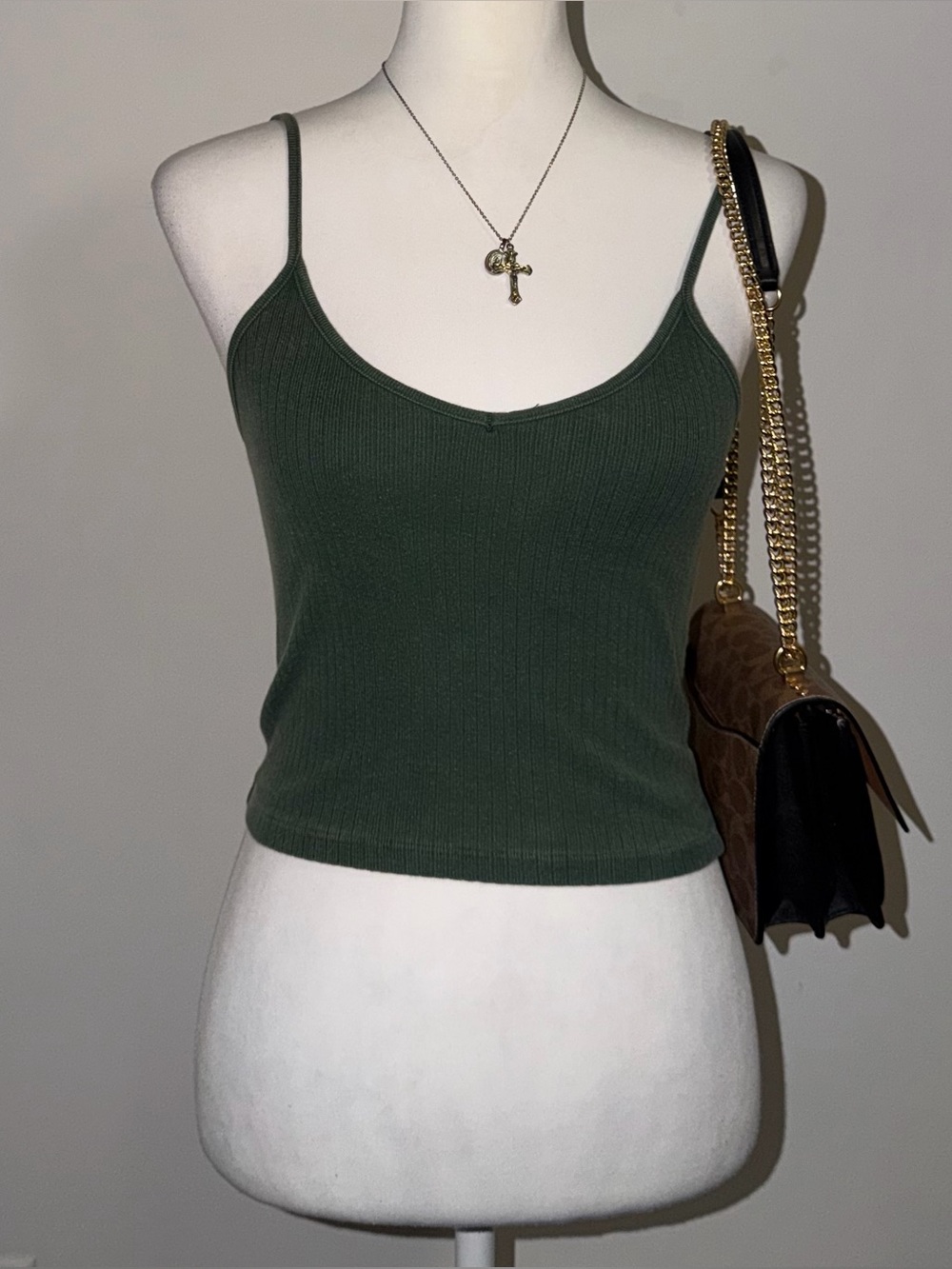 brandy melville lorene forest green ribbed tank top